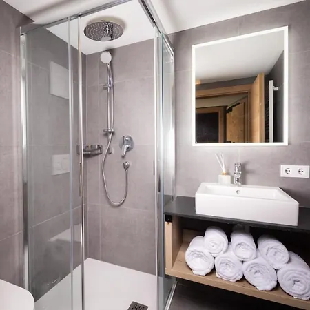 Дом отдыха Schoeneben 1 *